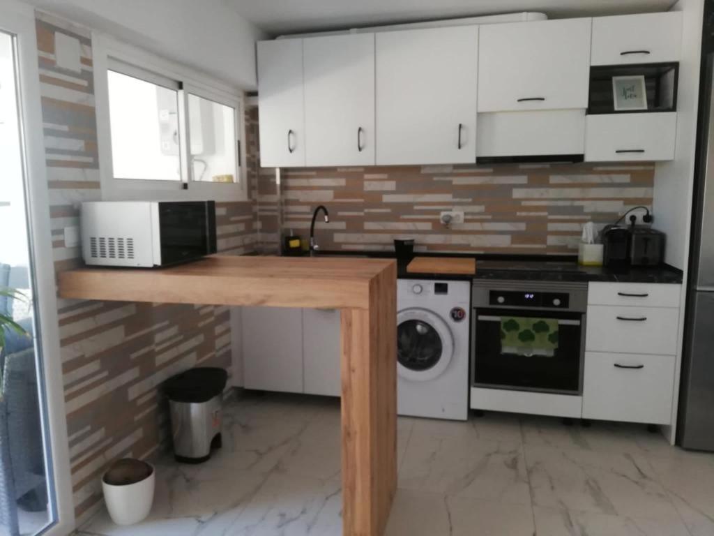 Sunny 3 Bed Beach Flat - Large Terrace With Sea View Пуэтро-де-Сагунто Экстерьер фото