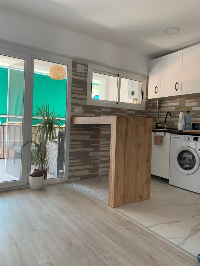 Sunny 3 Bed Beach Flat - Large Terrace With Sea View Пуэтро-де-Сагунто Экстерьер фото
